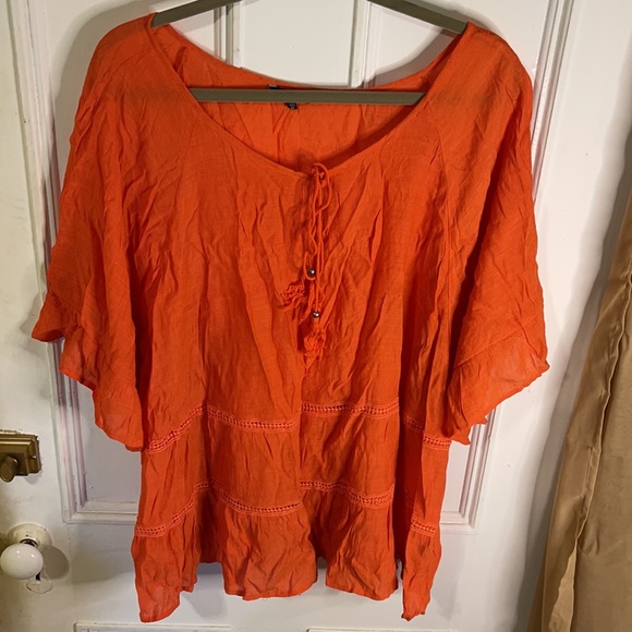 Top - Picture 2 of 5